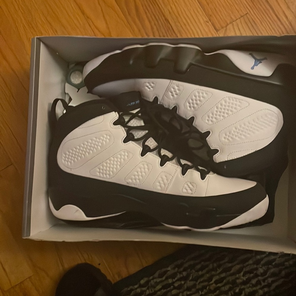 Jordan 9 retro University blue